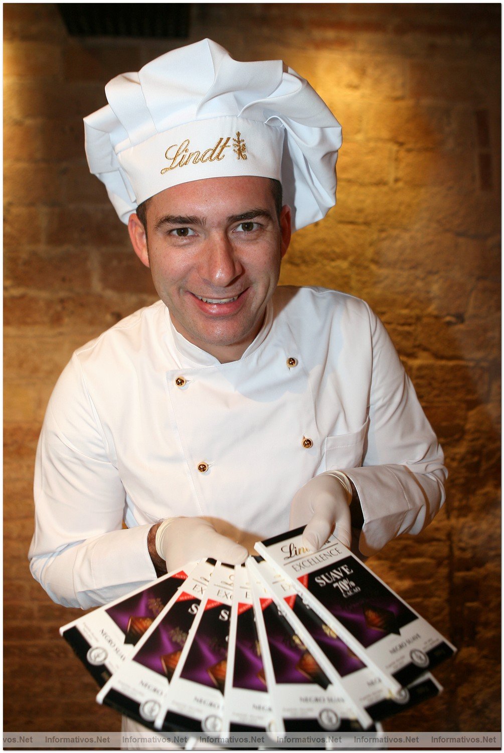 BCN15DIC09 | Presentacin del nuevo Lindt Excellence 70% cacao: David Palls -maestro chocolatero Lindt-