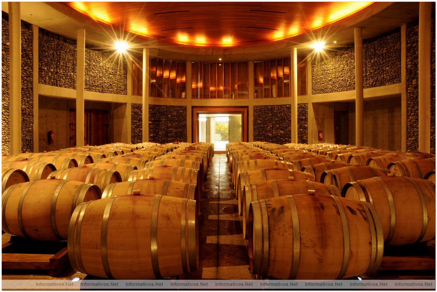Via Matetic y Patagonia Camp ofrecen un programa turstico de lujo que mezcla la refinada experiencia y sabores del mundo del vino y el contacto con la espectacular naturaleza de la Patagonia.