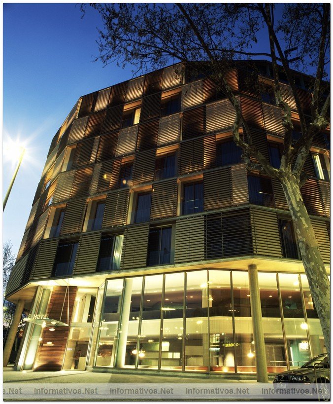 B Hotel lanza su oferta Barcelona on sale para disfrutar de las mejores compras: hasta el 11 de Febrero de 2010 (exceptuando 29/12/09-02/01/10) a un precio a partir de 90 euros por noche y habitacin doble.