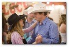 :: Pulse para Ampliar :: Sarah Jessica Parker and Hugh Grant star in Columbia Pictures' comedy "Did You Hear About The Morgans?"
