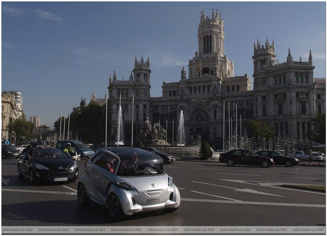 Peugeot BB1: 2,5metros, 4 plazas, 100 % elctrico; el concept BB1 es una forma revolucionaria de entender los desplazamientos urbanos del futuro