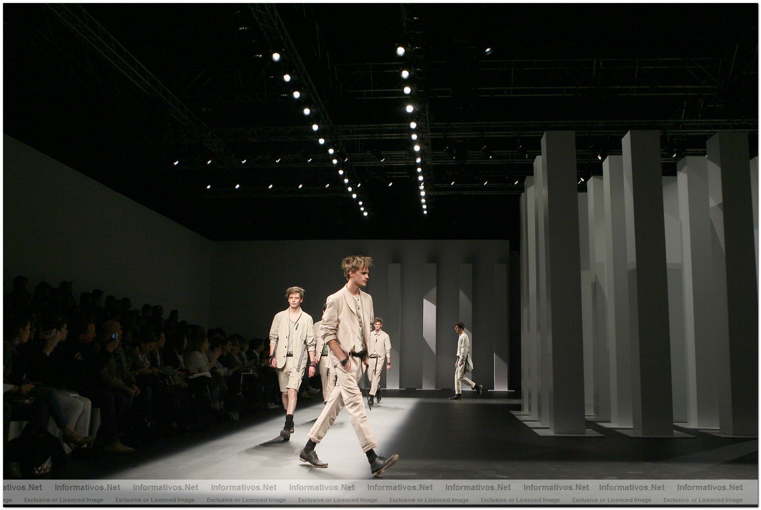 BCN.ENE.010.- Pasarela Moda 080: Karlotalaspalas