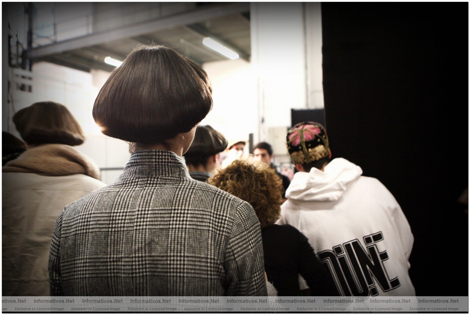 BCN26ENE010.- Pasarela Moda 080. Backstage