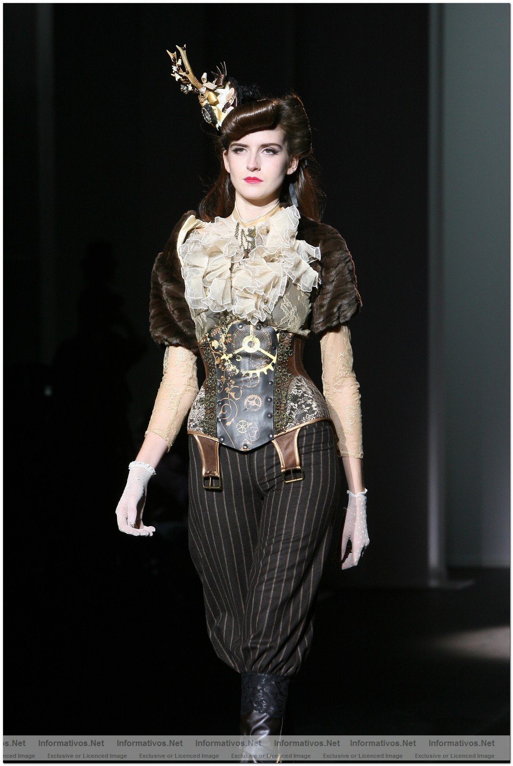BCN26ENE010.- Pasarela Moda 080: Bibian Blue