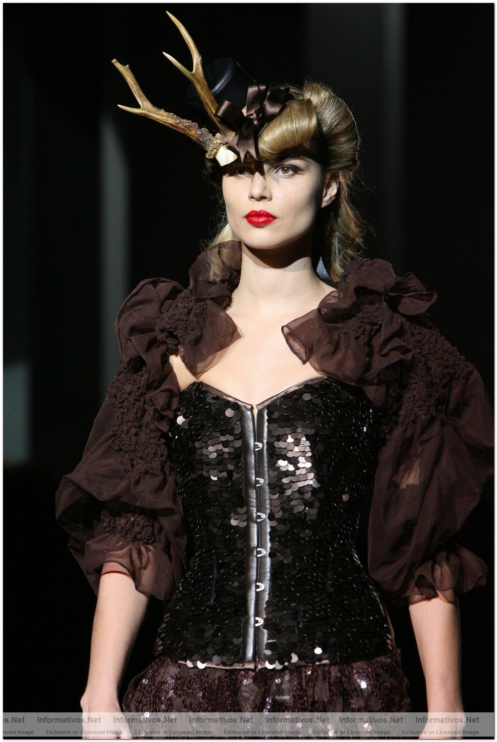BCN26ENE010.- Pasarela Moda 080: Bibian Blue