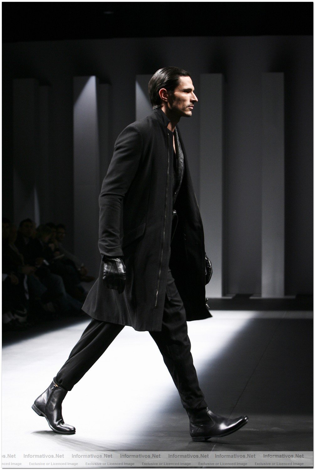 BCN26ENE010.- Pasarela Moda 080: Jan i Ms