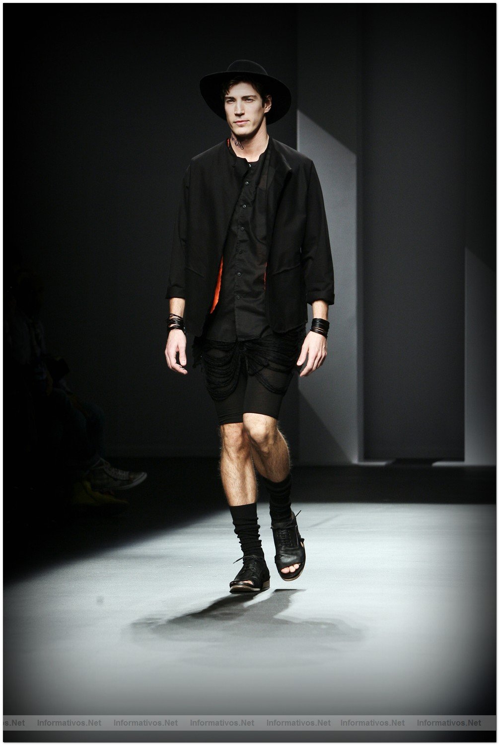 BCN.ENE.010.- Pasarela Moda 080: Karlotalaspalas