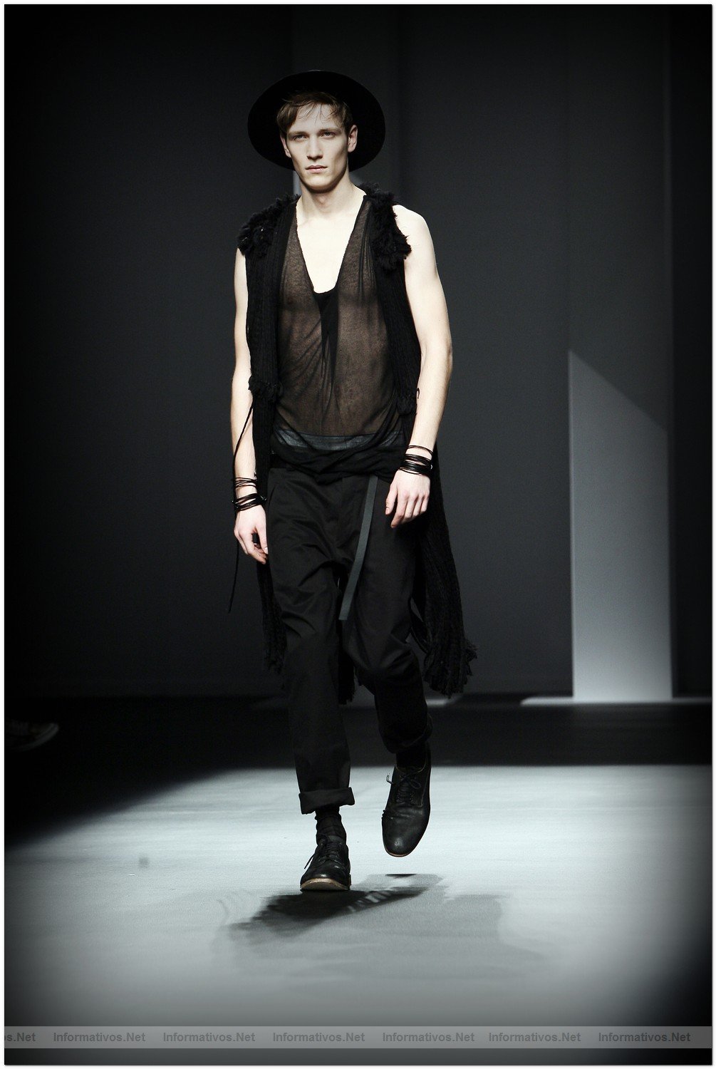 BCN.ENE.010.- Pasarela Moda 080: Karlotalaspalas