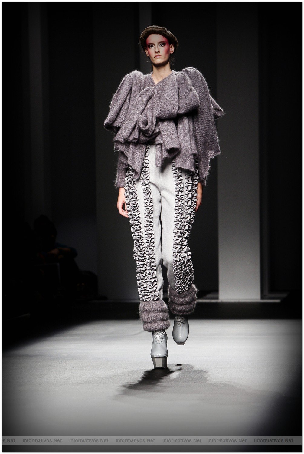 BCN.ENE.010.- Pasarela Moda 080: Manuel Bolao