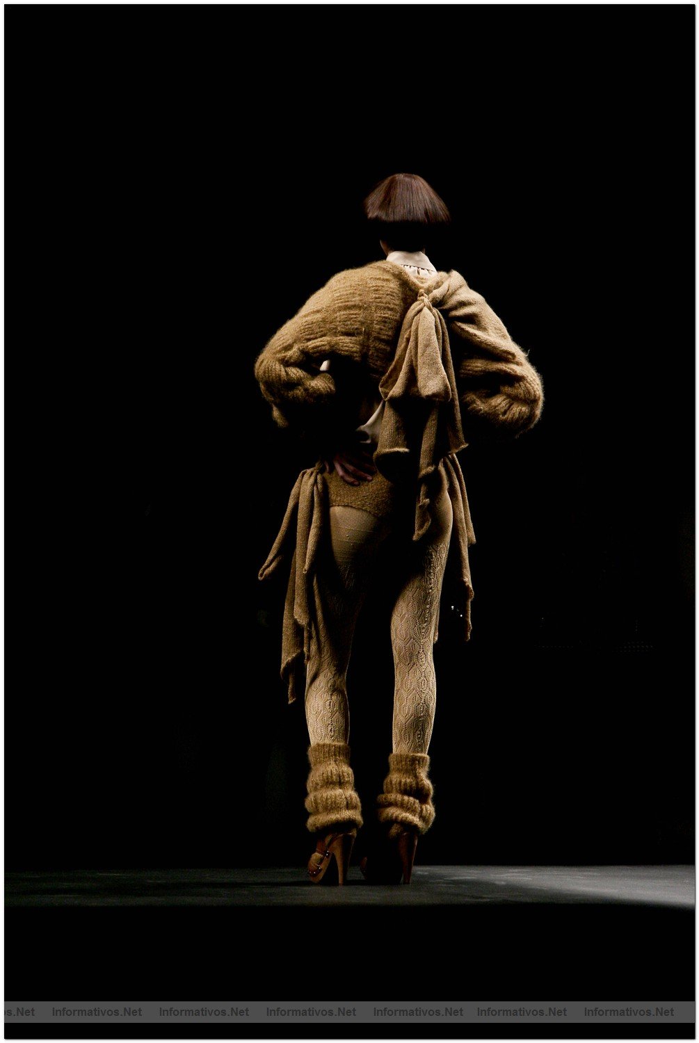 BCN.ENE.010.- Pasarela Moda 080: Manuel Bolao
