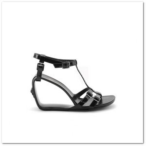:: Pulse para Ampliar :: Mobius Buckle Hi negro: 165 eu.