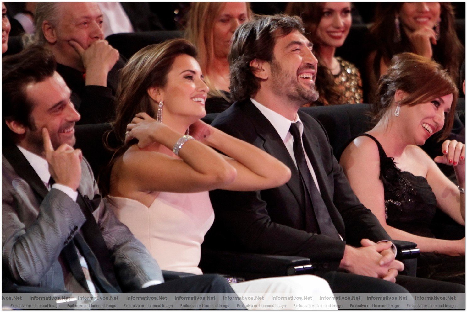 MAD14FEB010.- Premios Goya 2010. Penlope Cruz con Javier Bardem, durante la entrega de premios.