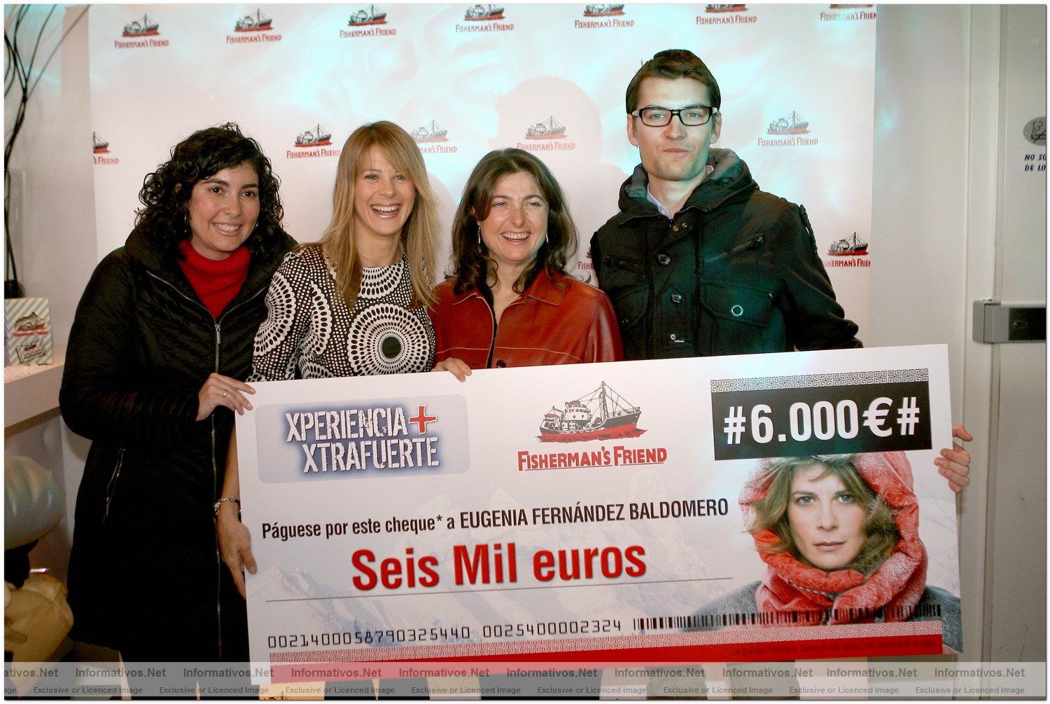BCN16FEB010.- FishermanS Friend regala 6.000 euros para vivir una xperiencia xtrafuerte: Claudia Garca (Marketing FF), Araceli Segarra, M Eugenia Fdez. Baldomero y Jaume Batrian (Marketing FF)