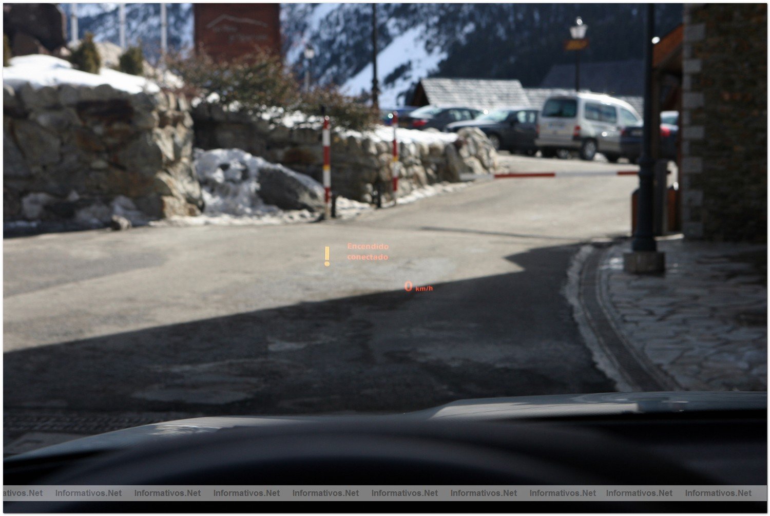 Baqueira (Lrida  Lleida) | 23FEB010.-  BMW X5 M, proyeccin de datos hologrficos en el parabrisas (HUD: head-up display)