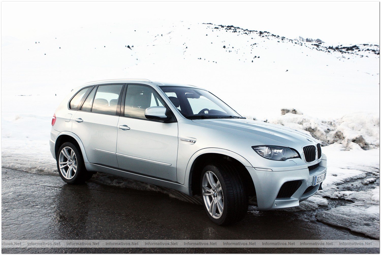 Baqueira (Lrida  Lleida) | 23FEB010.-  BMW X5 M en la nieve