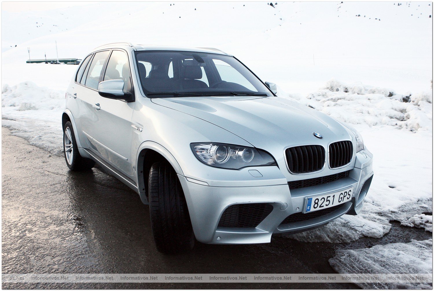 Baqueira (Lrida  Lleida) | 23FEB010.-  BMW X5 M en la nieve