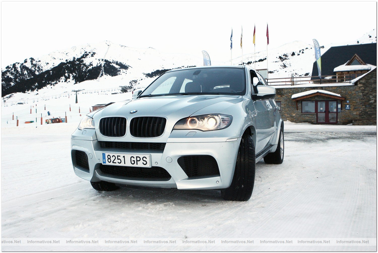 Baqueira (Lrida  Lleida) | 23FEB010.-  BMW X5 M en la nieve