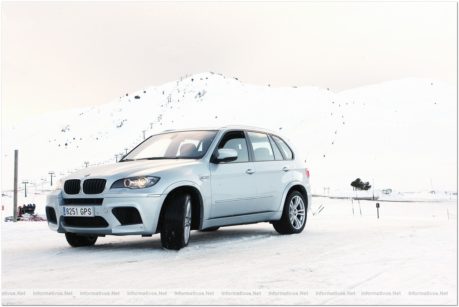 Baqueira (Lrida  Lleida) | 23FEB010.-  BMW X5 M en la nieve