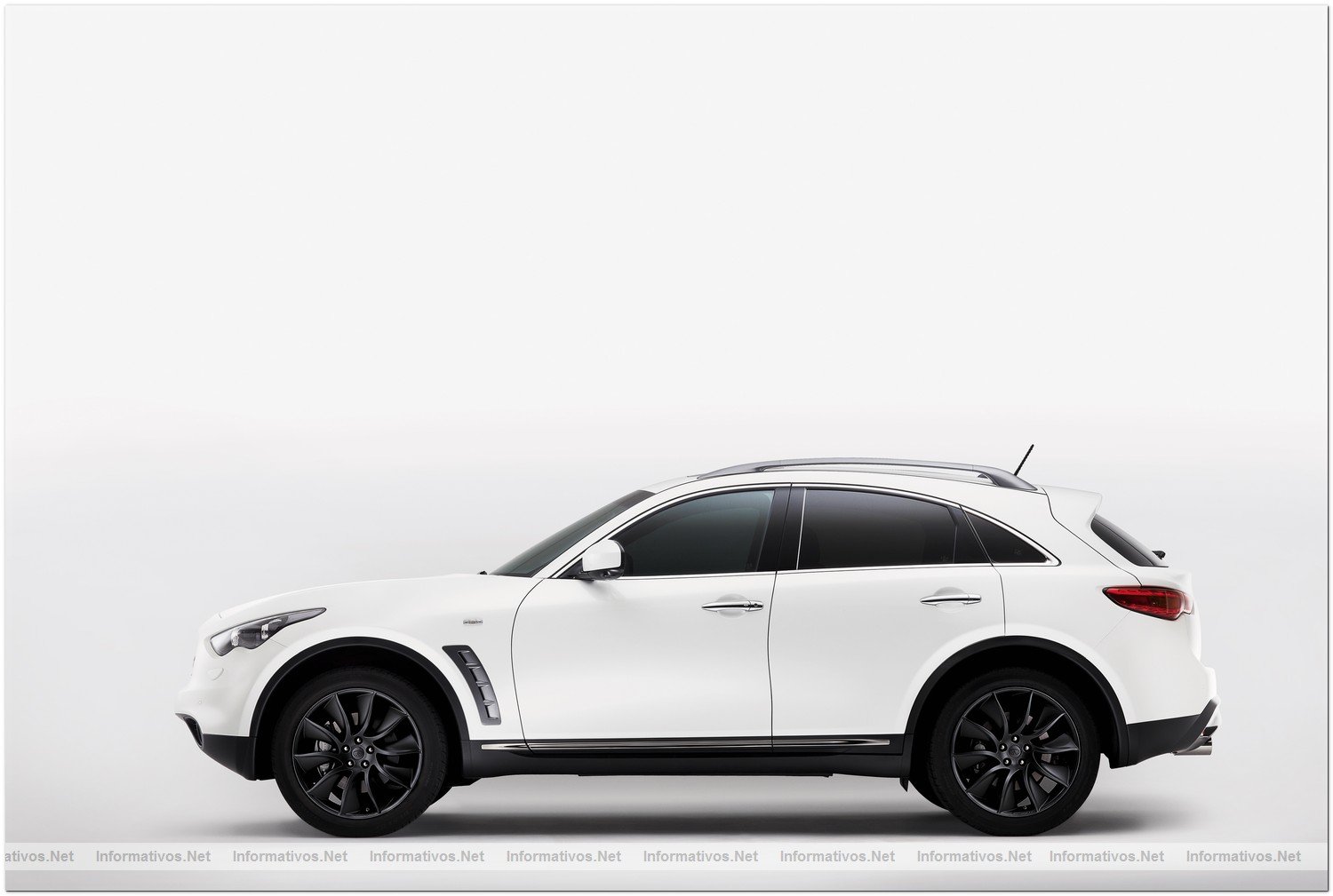 Infinti FX Ltd. Edition (100 un. para toda Europa)