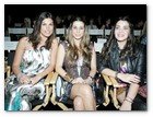 :: Pulse para Ampliar :: MIA01- MIAMI, FL (EEUU). 13.03.2010.- Raquel Perelada, Elena Tablada y Nelea Tablada en el desfile de Custo Barcelona en la Fashion Miami Show