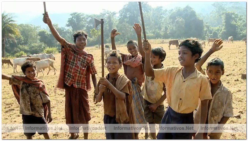 Captura del vdeo documental de Survival sobre los Dongria kondh: uno de los pueblos indgenas ms remotos de la India en lucha por evitar que su montaa sagrada sea convertida en una mina descubierta propiedad de Vedanta.