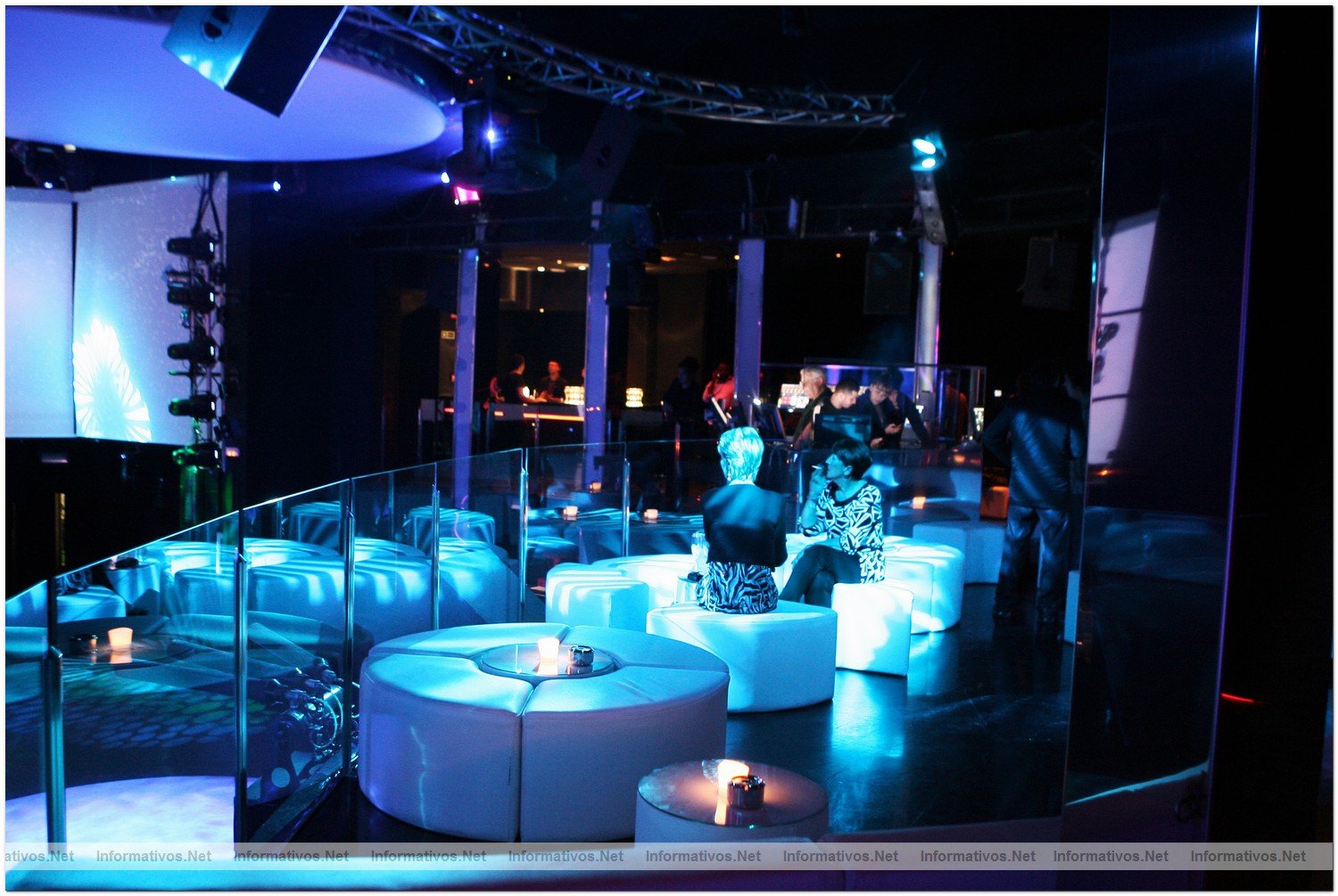 BCN04MAR010.- Inauguracin de "The One" Club Barcelona. Planta Superior y VIP