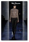 :: Pulse para Ampliar :: Toni Francesc FW10 Runway Fashion Show: Artificial Life  in the Salon at the Bryant Park Tents, NY