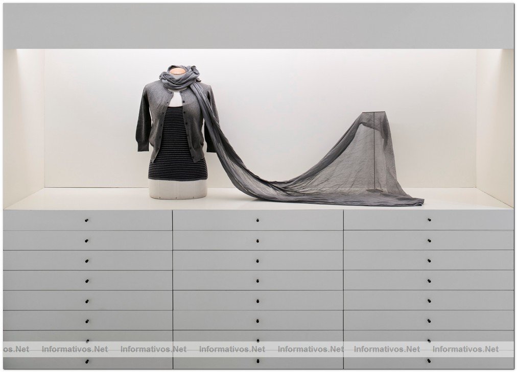 Turisme de Barcelona entrega los Premios Top 10 a los mejores escaparates de la ciudad: Cortana, premio a la elegancia y sobriedad en la presentaci�n de vestidos y complementos que consiguen un ambiente de gran belleza y plasticidad