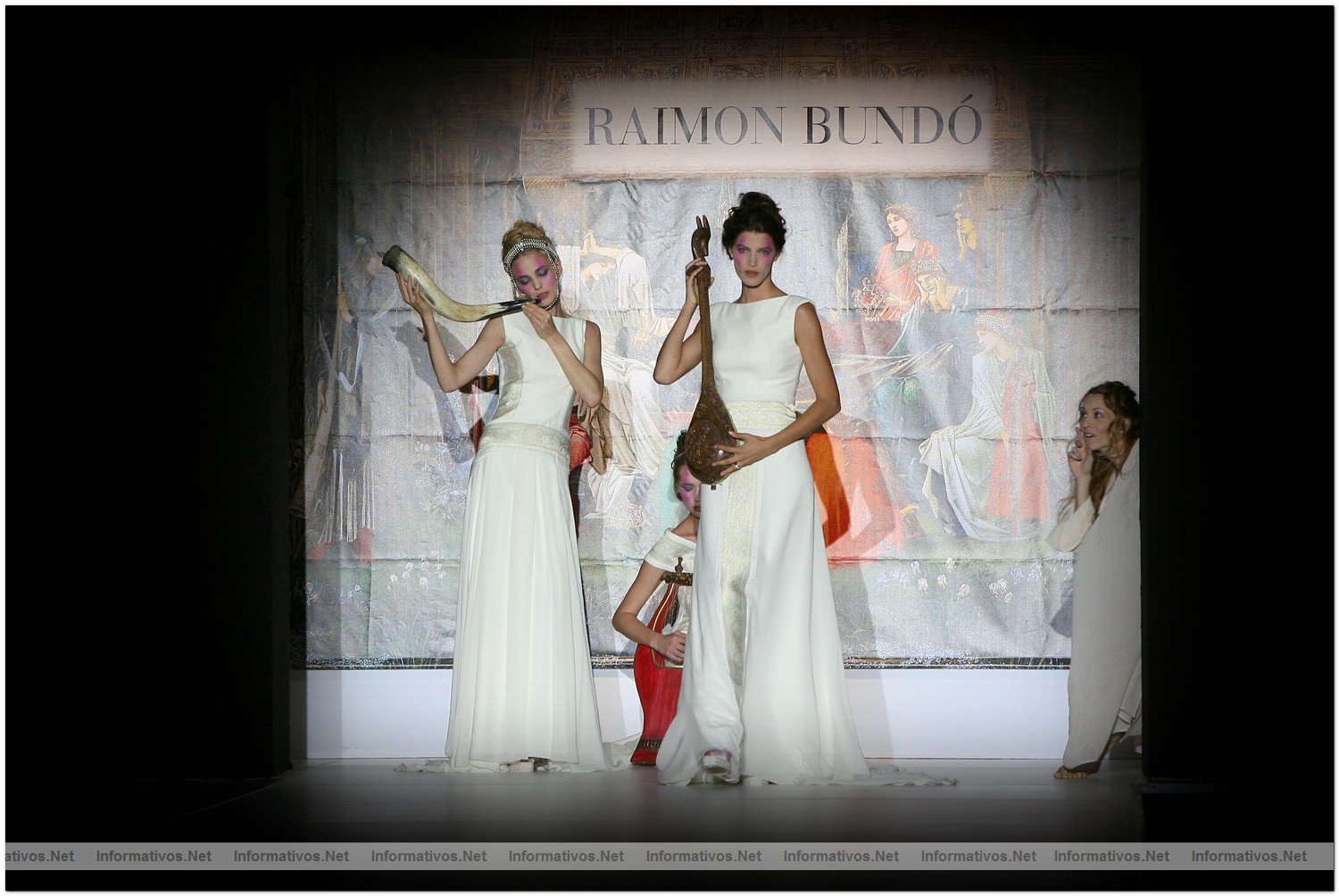BCN 11JUN09 Gaud Novias | Raimon Bund