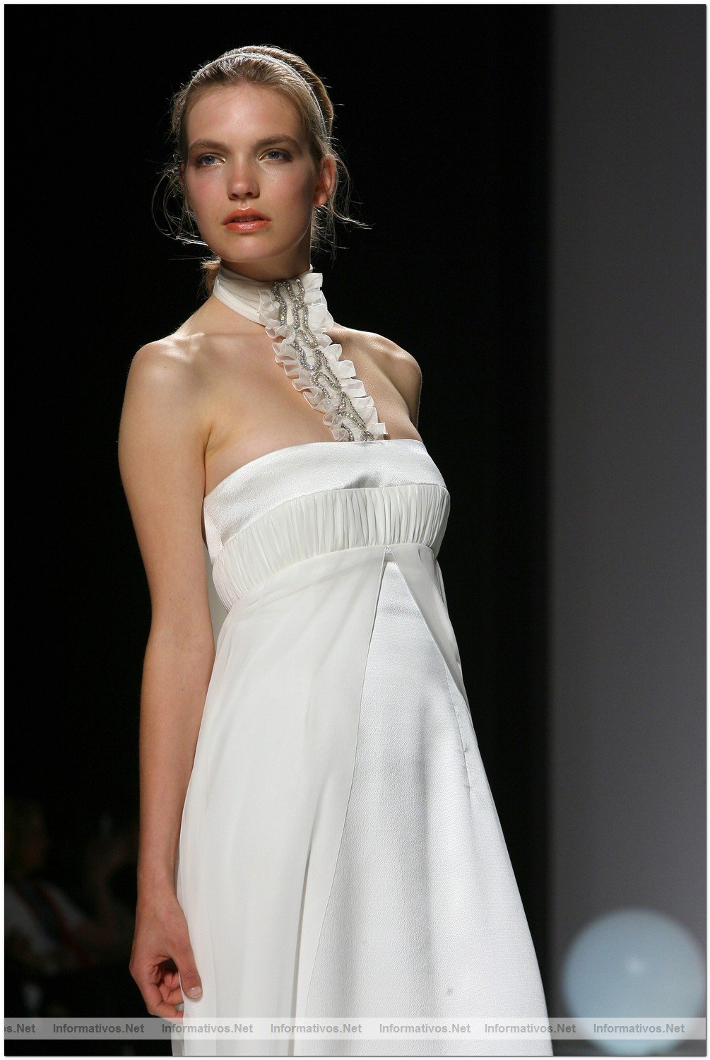 BCN18MAY010.- Barcelona Bridal Week - Pasarela Gaudi Novias: JM Peiro 2011