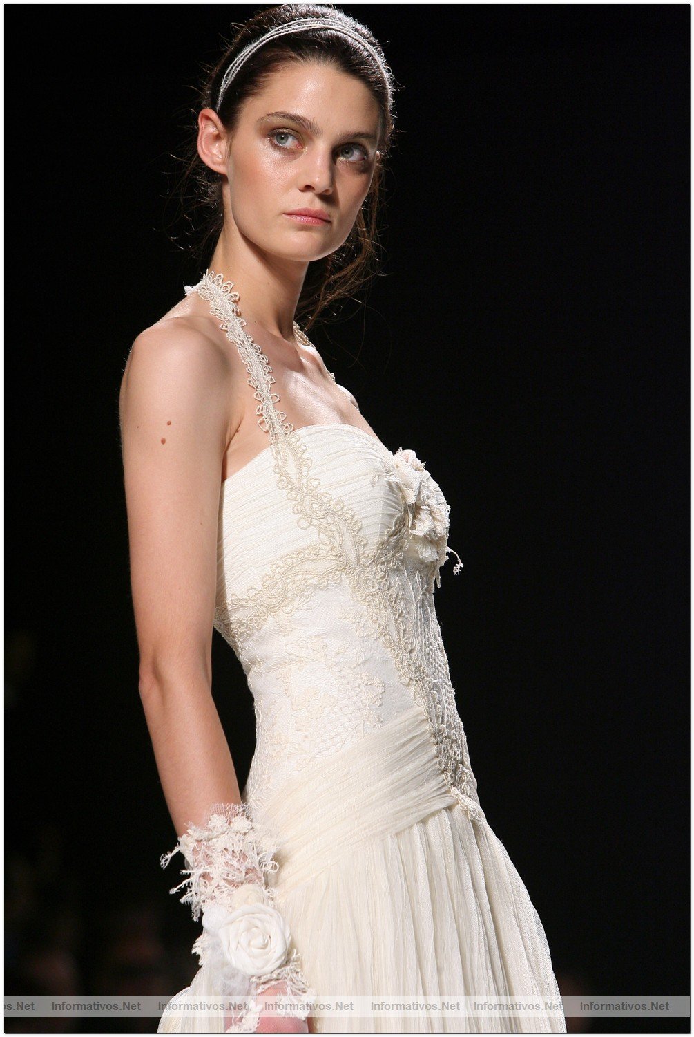 BCN18MAY010.- Barcelona Bridal Week - Pasarela Gaudi Novias: JM Peiro 2011