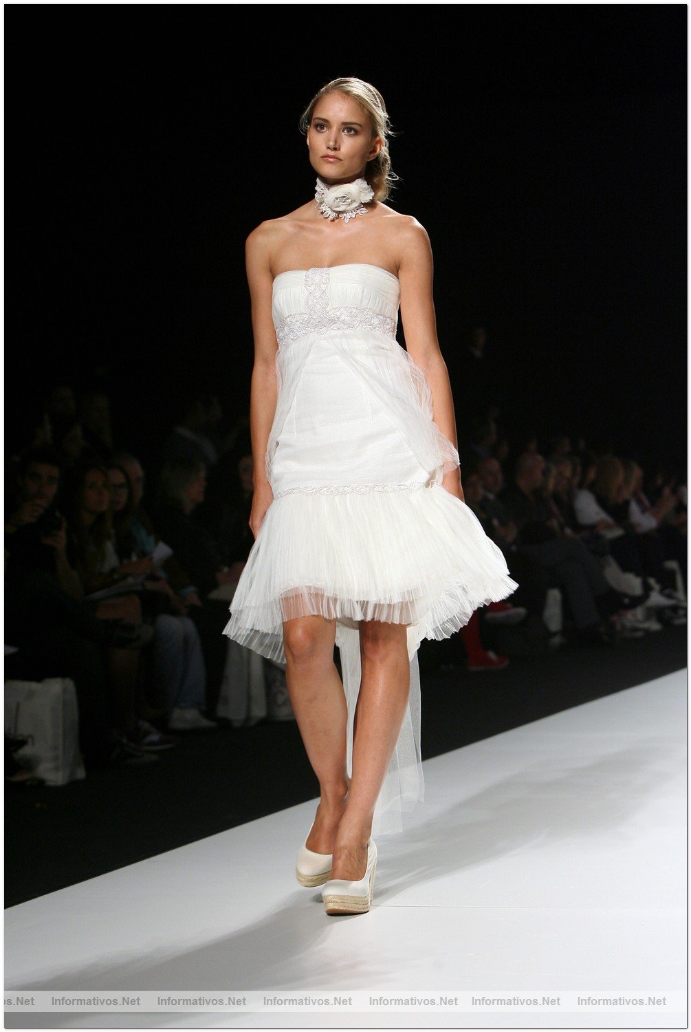 BCN18MAY010.- Barcelona Bridal Week - Pasarela Gaudi Novias: JM Peiro 2011