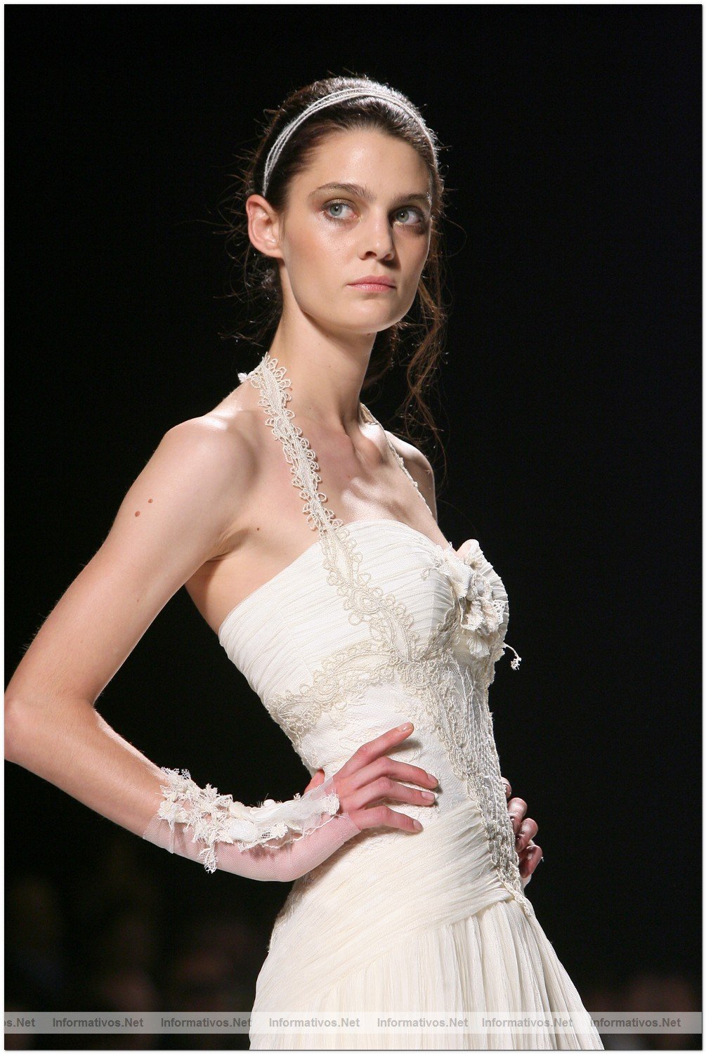 BCN18MAY010.- Barcelona Bridal Week - Pasarela Gaudi Novias: JM Peiro 2011