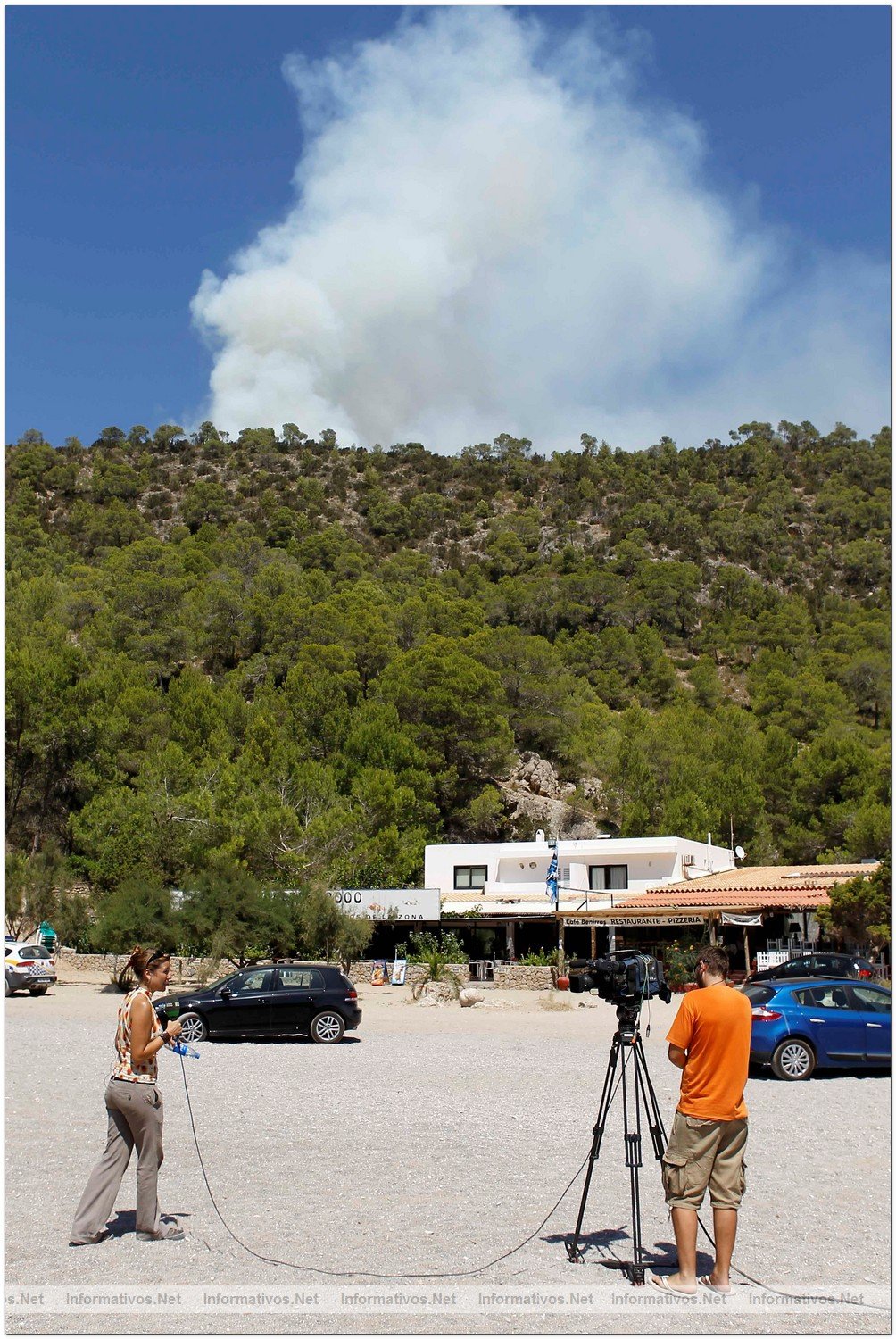 23 Agosto 2010.- Foto del incendio en Cala Benirras, Ibiza, donde han ardido 150 hectreas.