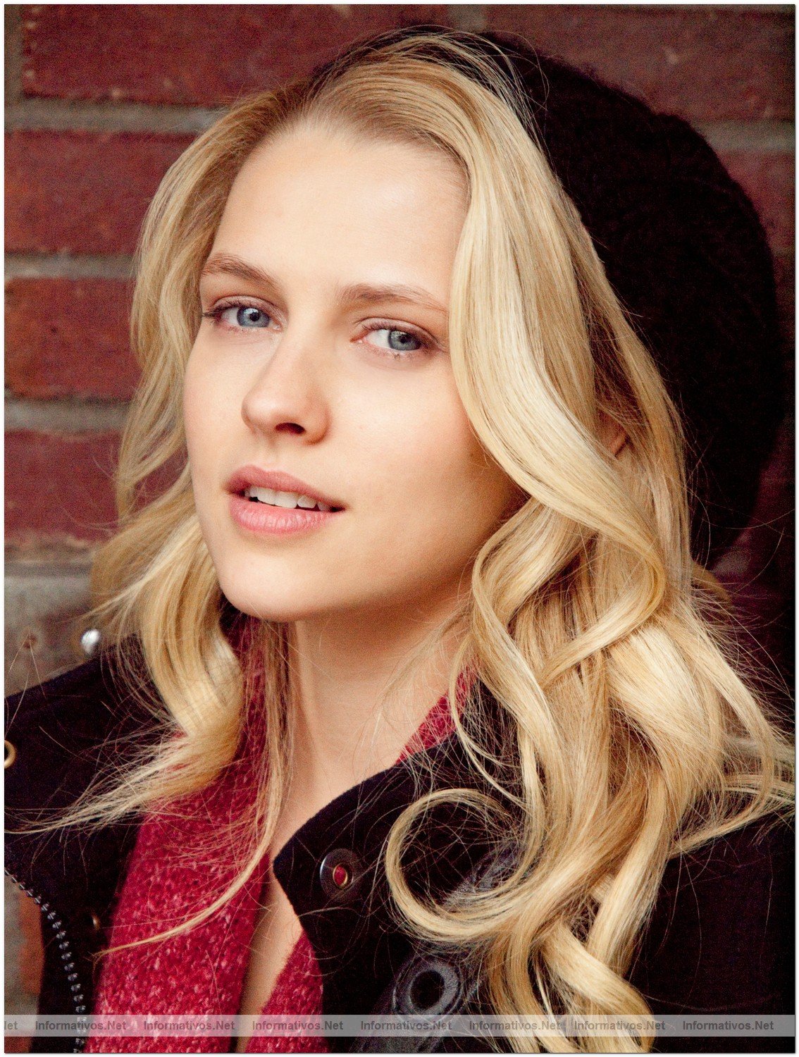 "Aprendiz de Brujo" con Teresa Palmer
