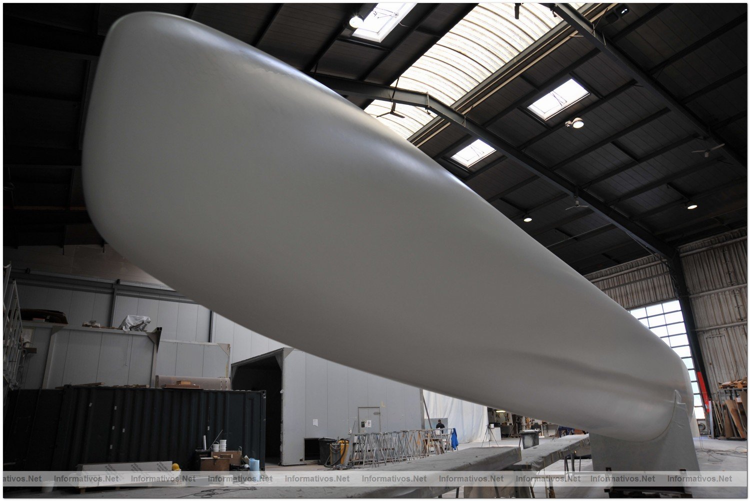 Construccin del MS TRANOR PlanetSolar, el mayor barco solar del mundo