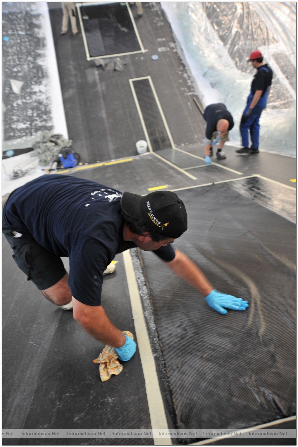 Construccin del MS TRANOR PlanetSolar, el mayor barco solar del mundo