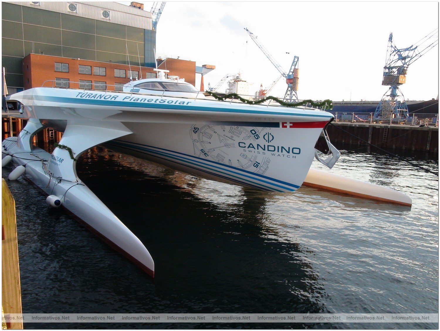 Botadura del MS TRANOR PlanetSolar, el mayor barco solar del mundo