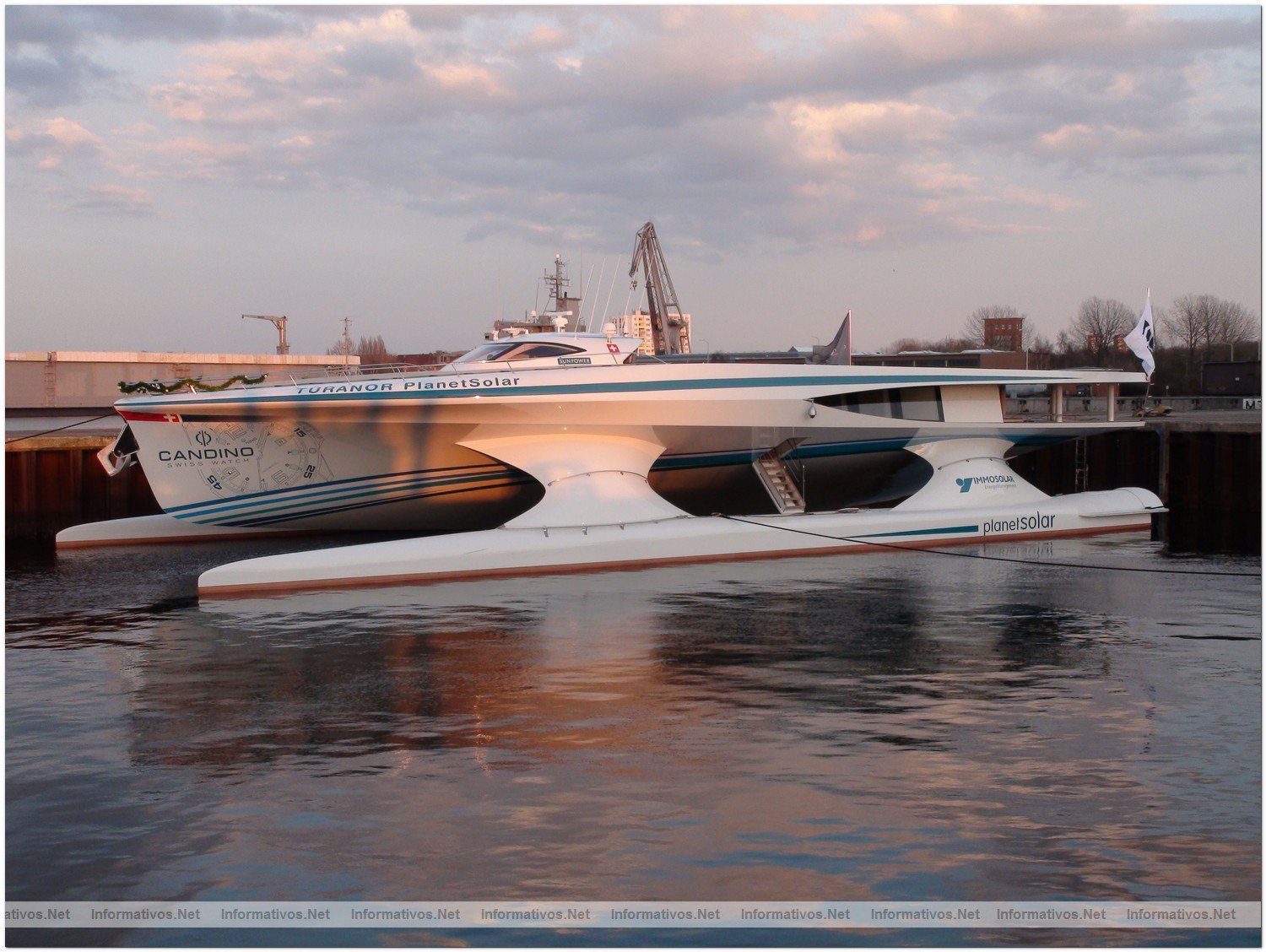 Botadura del MS TRANOR PlanetSolar, el mayor barco solar del mundo