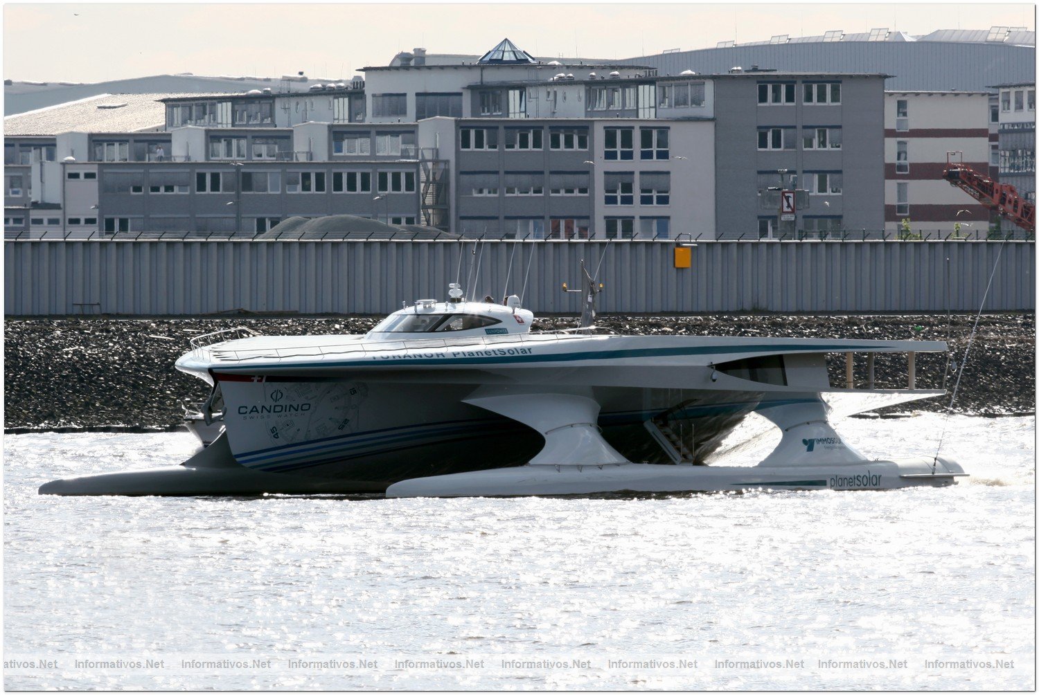 Botadura del MS TRANOR PlanetSolar, el mayor barco solar del mundo