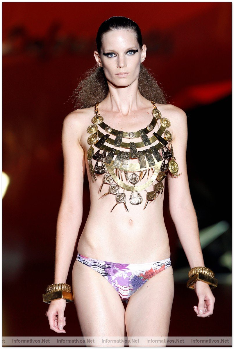 SEP2010.- Cibeles Madrid Fashion Week: DOLORES CORTS