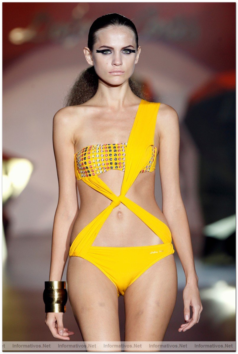 SEP2010.- Cibeles Madrid Fashion Week: DOLORES CORTS