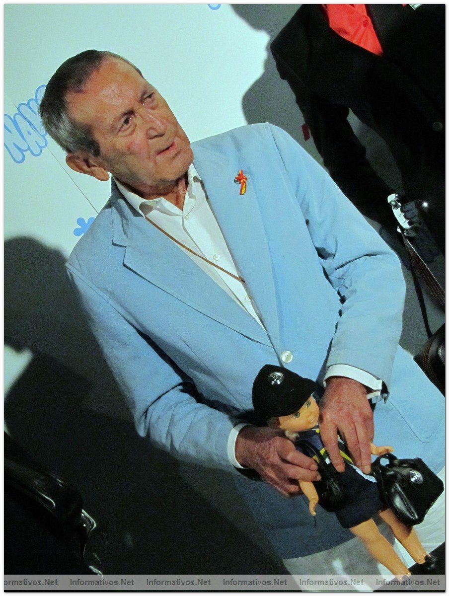 Madrid, Cibeles Fashion Week Sep010.- Elio Berhanyer en la presentacin de una edicin limitada de muecas Nancy de la que slo se comercializarn 14.000 unidades.