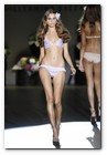 :: Pulse para Ampliar :: CIBELES MADRID FASHION WEEK - SEP 10    2. Saturday 18    19.00 GUILLERMINA BAEZA