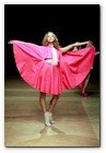 :: Pulse para Ampliar :: París, Sep010.- Estrella Archs. Colección ça tourne Saturne en la Semana de la Moda de París con las bailarinas de The Royal Ballet