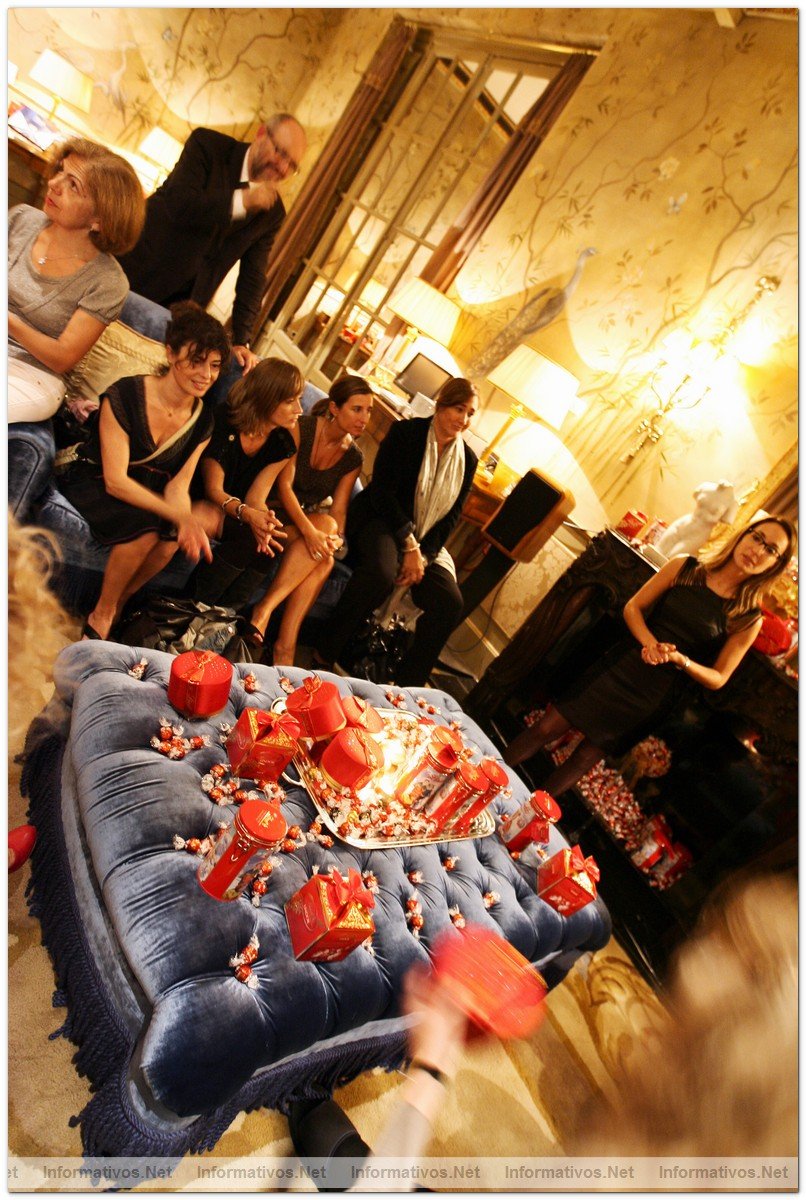 BCN21SEP010.- Presentacin de la coleccin de Lindt para el Invierno 2010 en el Hotel Palace de Barcelona