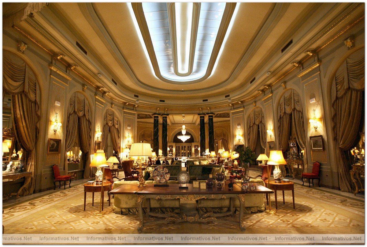 BCN21SEP010.- Presentacin de la coleccin de Lindt para el Invierno 2010 en el Hotel Palace de Barcelona