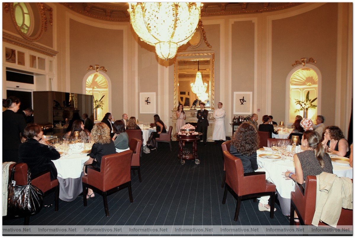 BCN21SEP010.- Presentacin de la coleccin de Lindt para el Invierno 2010 en el Hotel Palace de Barcelona. Restaurante Caelis