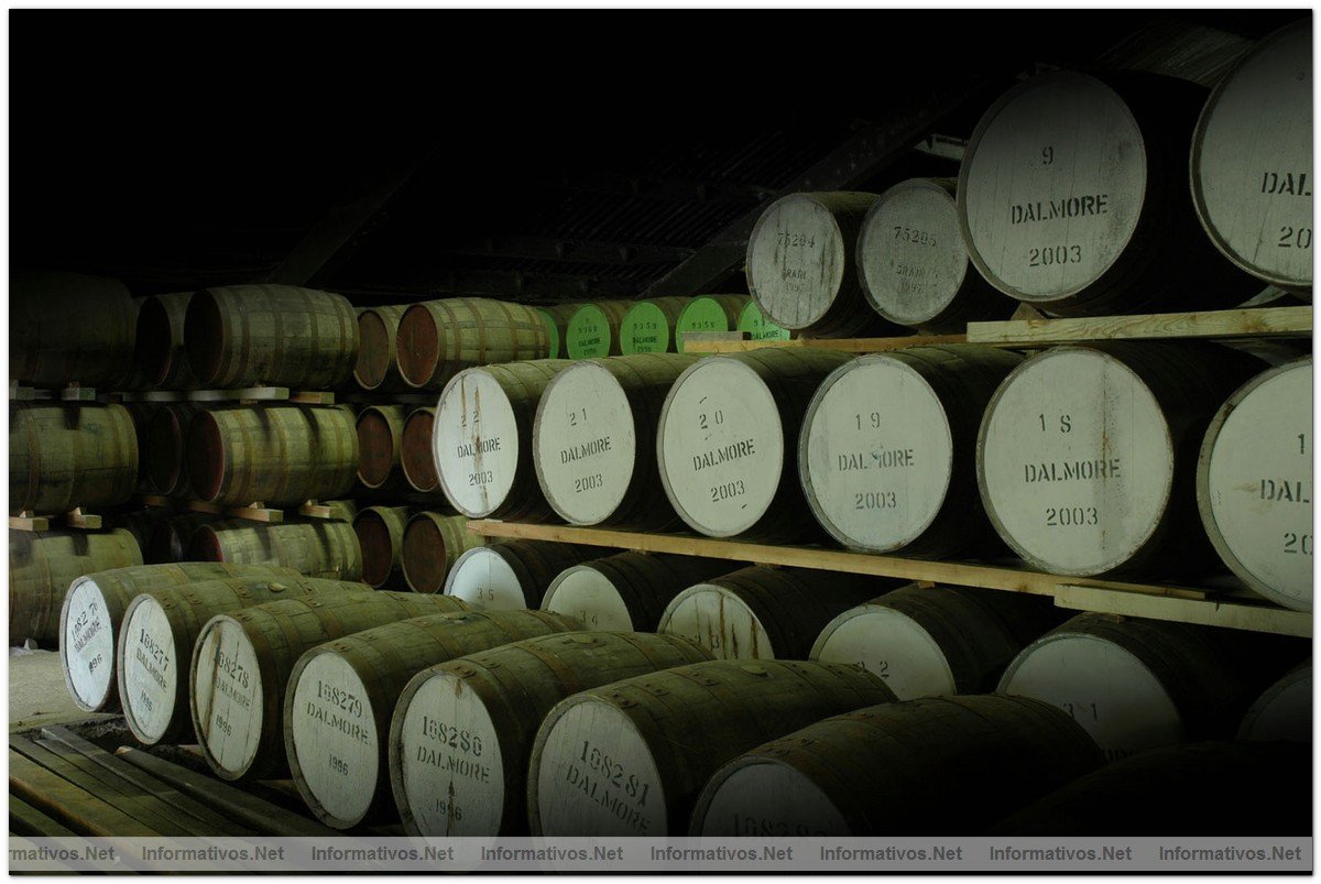 Destilera de Dalmore, donde se ha producido el Trinitas de 64 aos: la botella de whisky ms cara y exclusiva del mundo limitada a tres unidades