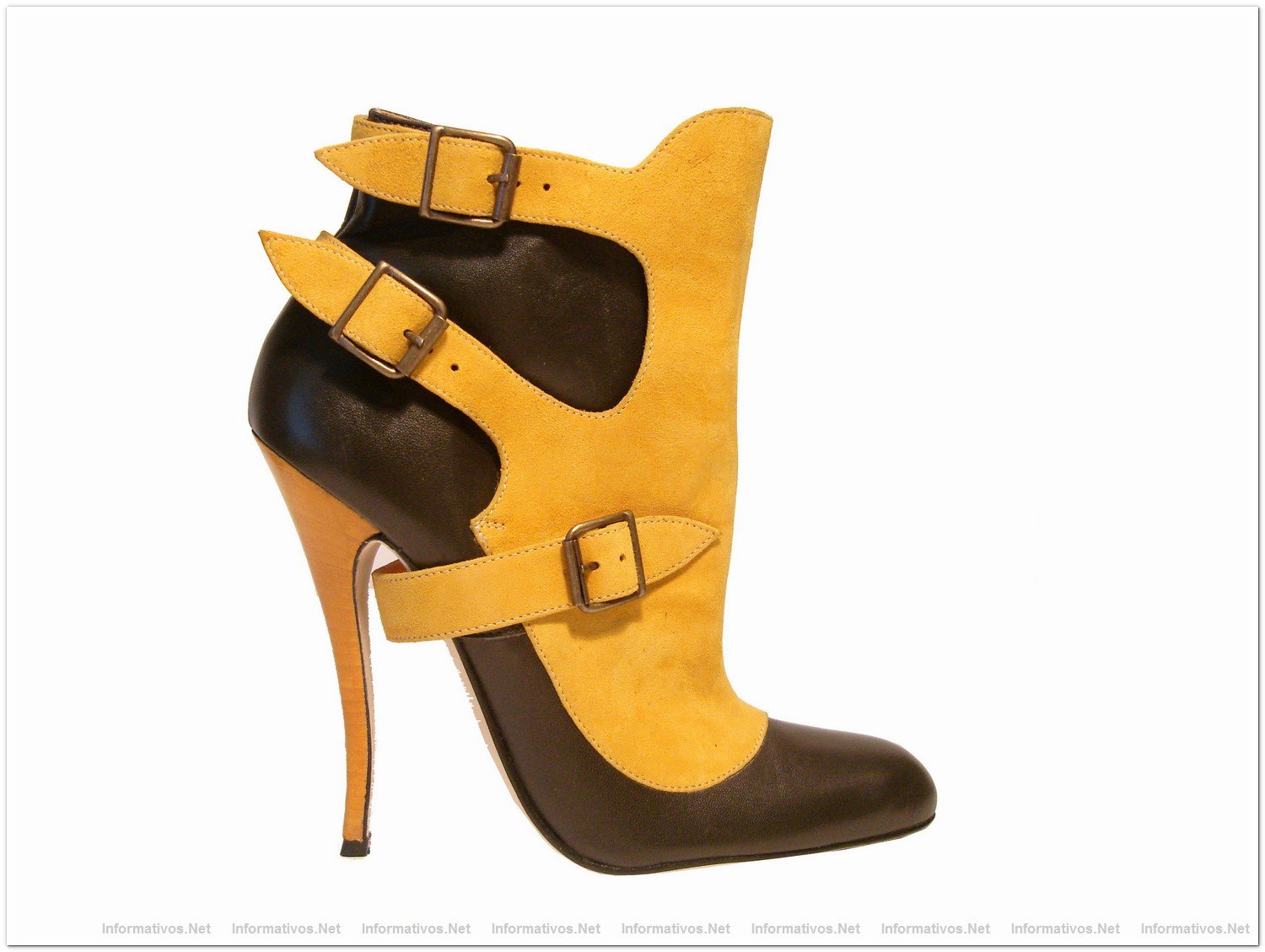 Manolo Blahnik Coleccin Invierno 2011: modelo Glaner